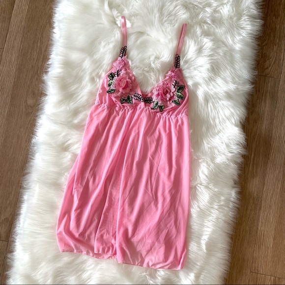 🌸NWOT Size M Pink Mesh 3D Lace Babydoll Nightgown - Picture 7 of 9